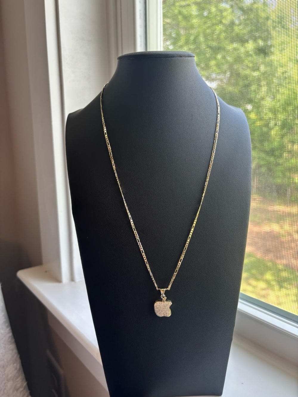 Gold Plated Apple Pendant Necklace Pave Crystal Charm Figaro Chain Dainty Trendy - Picture 2 of 9